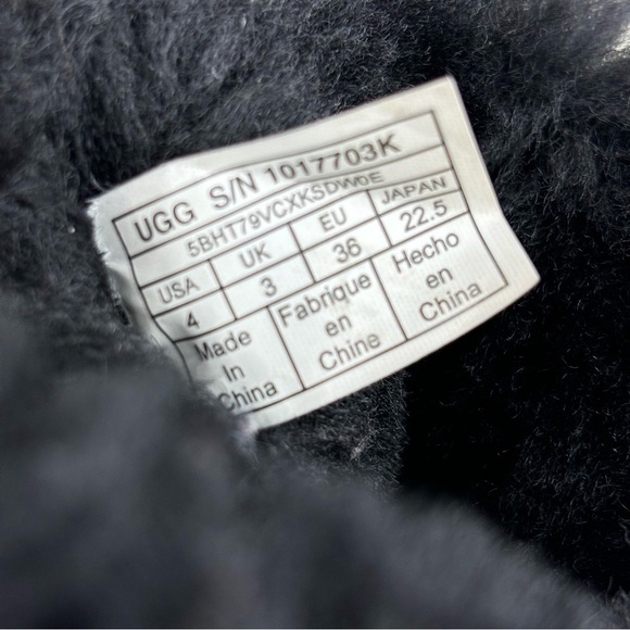 UGG WINTER BOOTS SIZE 4 KIDS - Picture 9 of 9